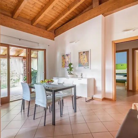 Casa Francesca Relax 公寓 *