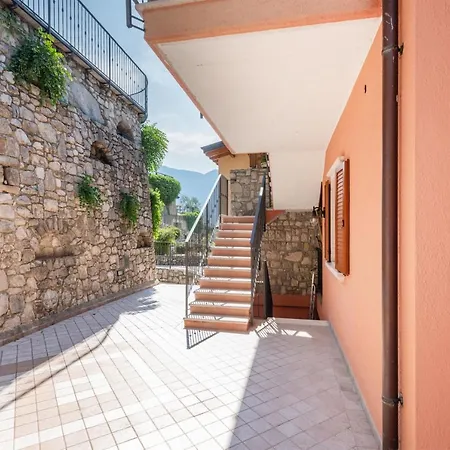 Casa Francesca Relax 利莫内-苏尔加达
